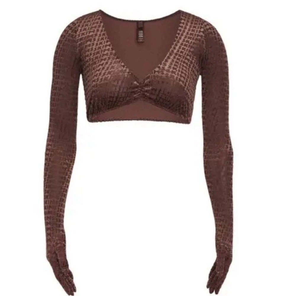 SKIMS SET BRALETTE AND TOP WITH GLOVES